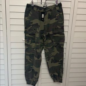 Fashion Nova Oversized Camo Pants (BRAND NEW)